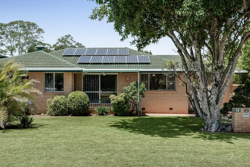 49 Barrymount Crescent, Mount Lofty, QLD 4350