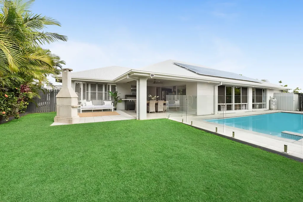 18 Stone Crescent, Baringa, QLD 4551