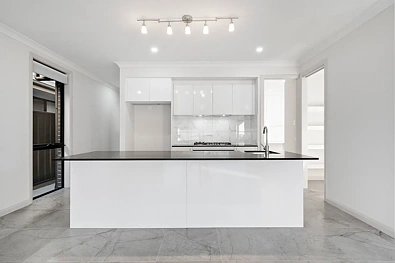 19 South Parade, Seaton, SA 5023, 4 Bedrooms, 3 Bathrooms, House