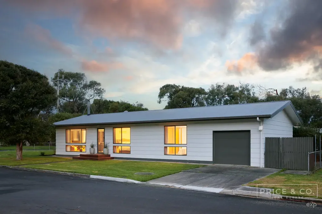 Waratah Bay 3ห้องนอน Relaxed Coastal Living Just Moments From the Beach