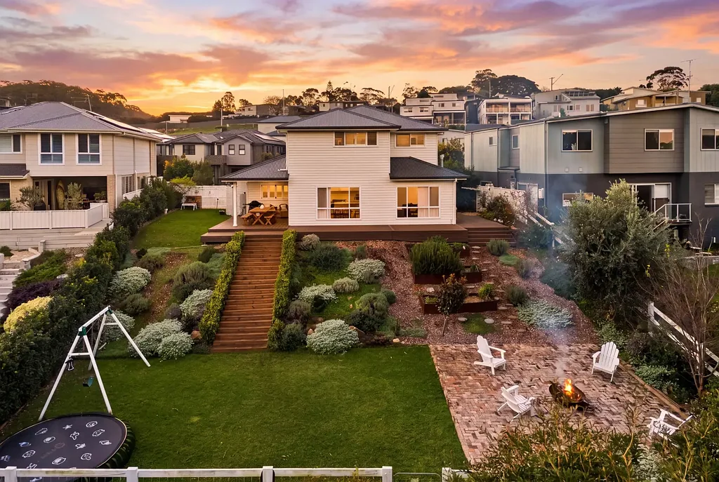 Kiama 4غرفة نوم COUNTRY CHARM. COASTAL LIVING.