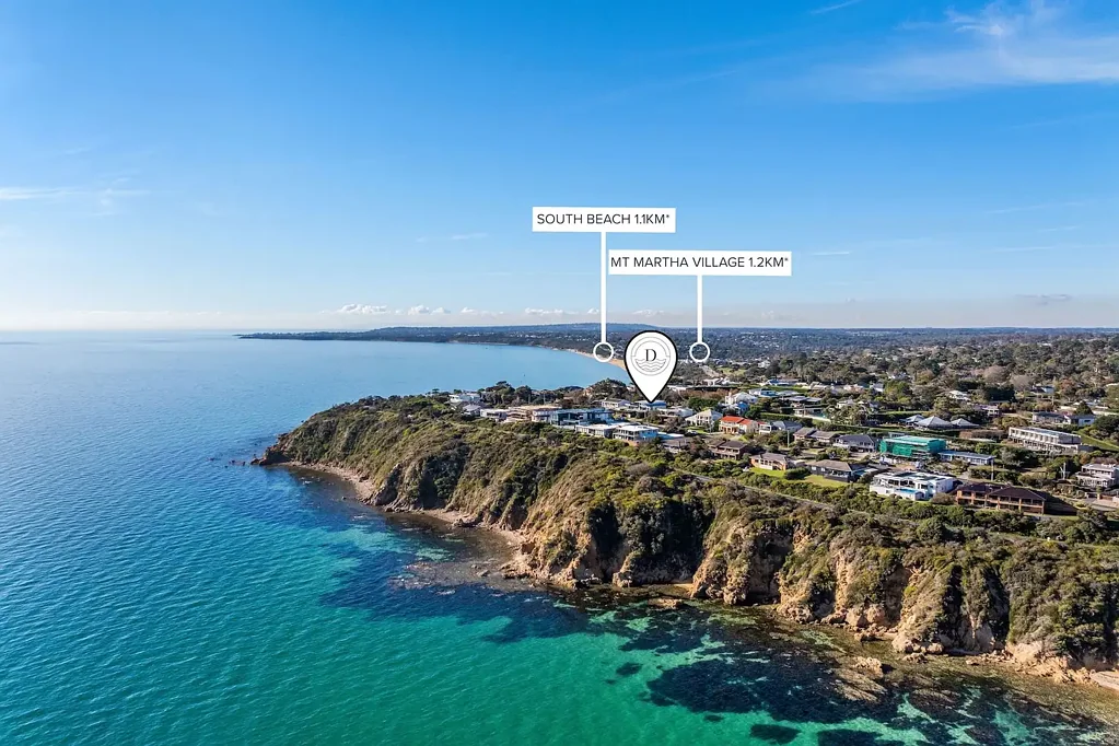 Mount Martha 4房 海滨瑰宝 优越位置 开放厨房 宽敞露台 灵活布局 潜力后院 海湾景观 温馨壁炉 ELEVATED COASTAL LIVING WITH SWEEPING BAY VIEWS IN THE GOLDEN TRIANGLE