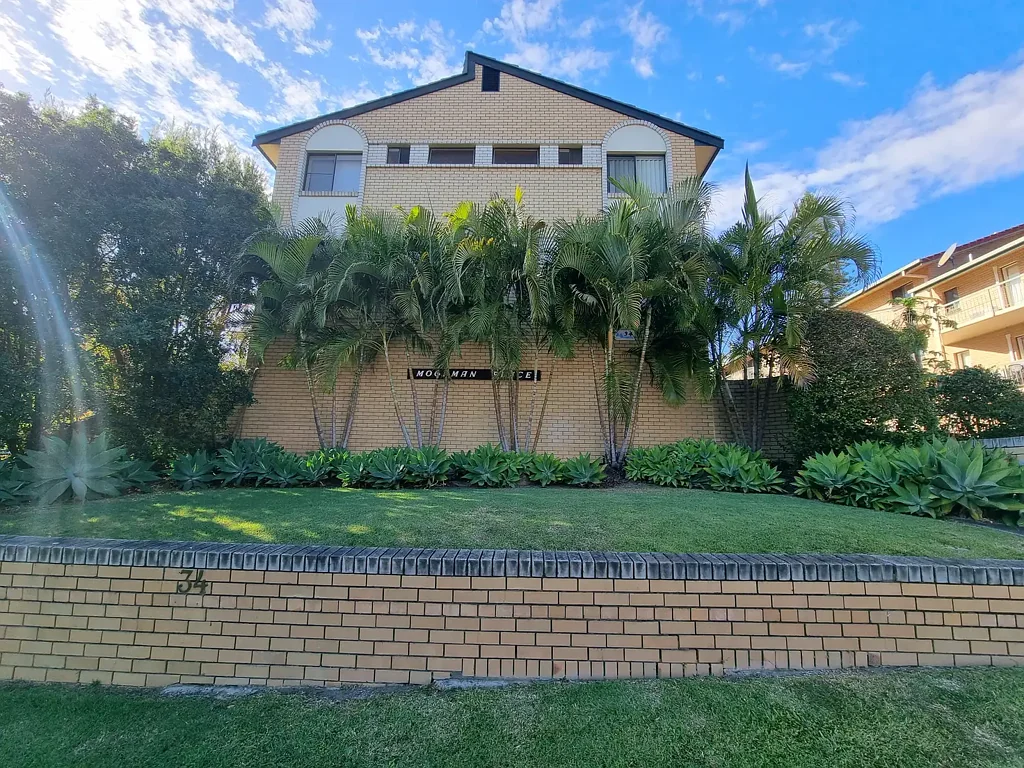 Furnished, Air conditioned and Fabulous Location