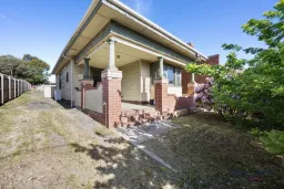 310 Doveton Street North, Soldiers Hill