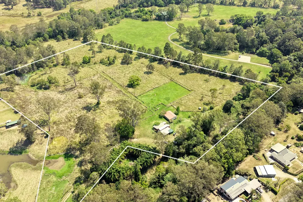 Palmwoods  Build Your Dream Home - Enjoy your hobby farm and experience over 15 acres of serenity