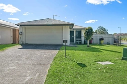 42 Walter Williams Crescent, Redbank Plains
