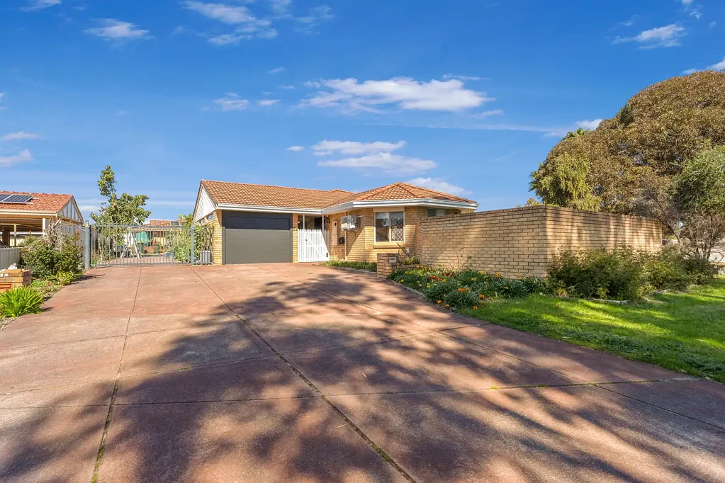 Ballajura 3Moenga Vacant & Ready To Move In – Private & Comfortable Living in Ballajura