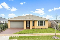 8 Kurrajong Road, Warragul