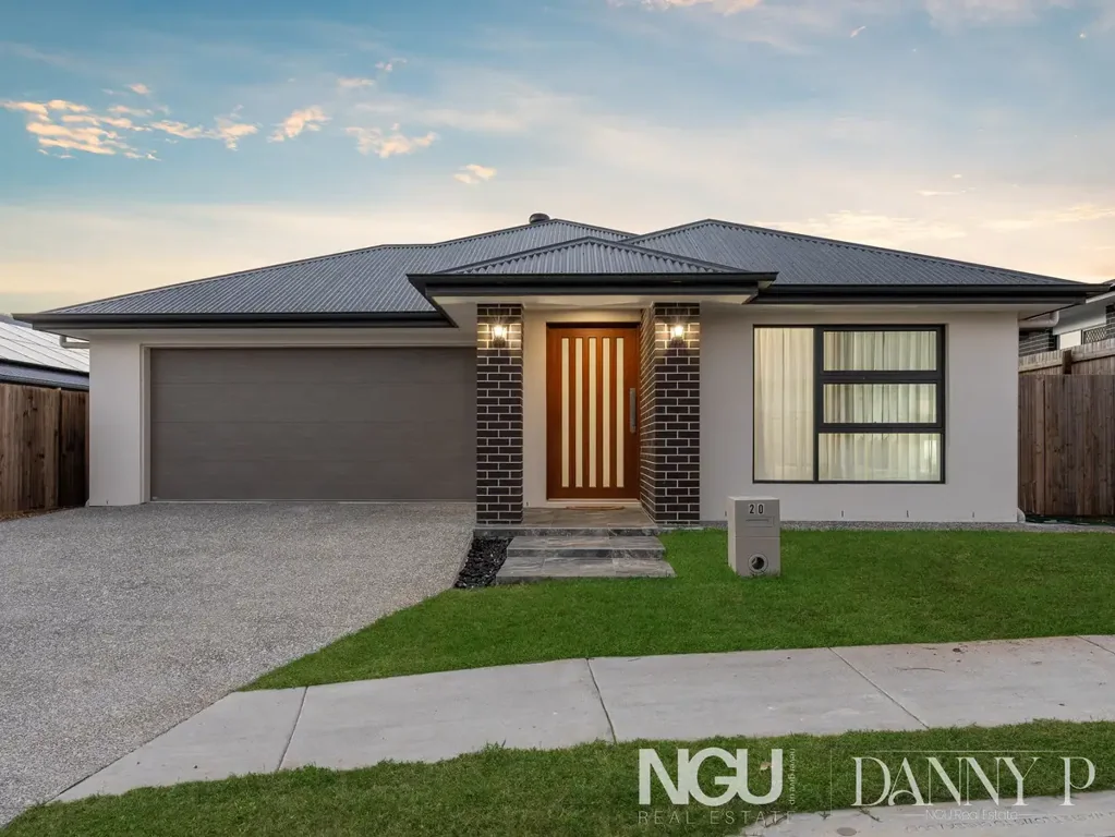 Ripley 4 Bedroom 2024 CORAL HOMES MASTERPIECE – 3 LIVING SPACES + BUTLER’S PANTRY