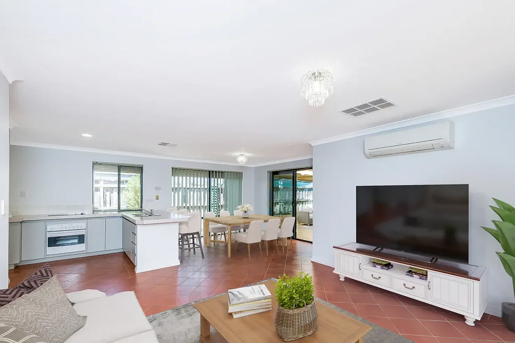 27 Centre Circle, Ellenbrook, WA 6069