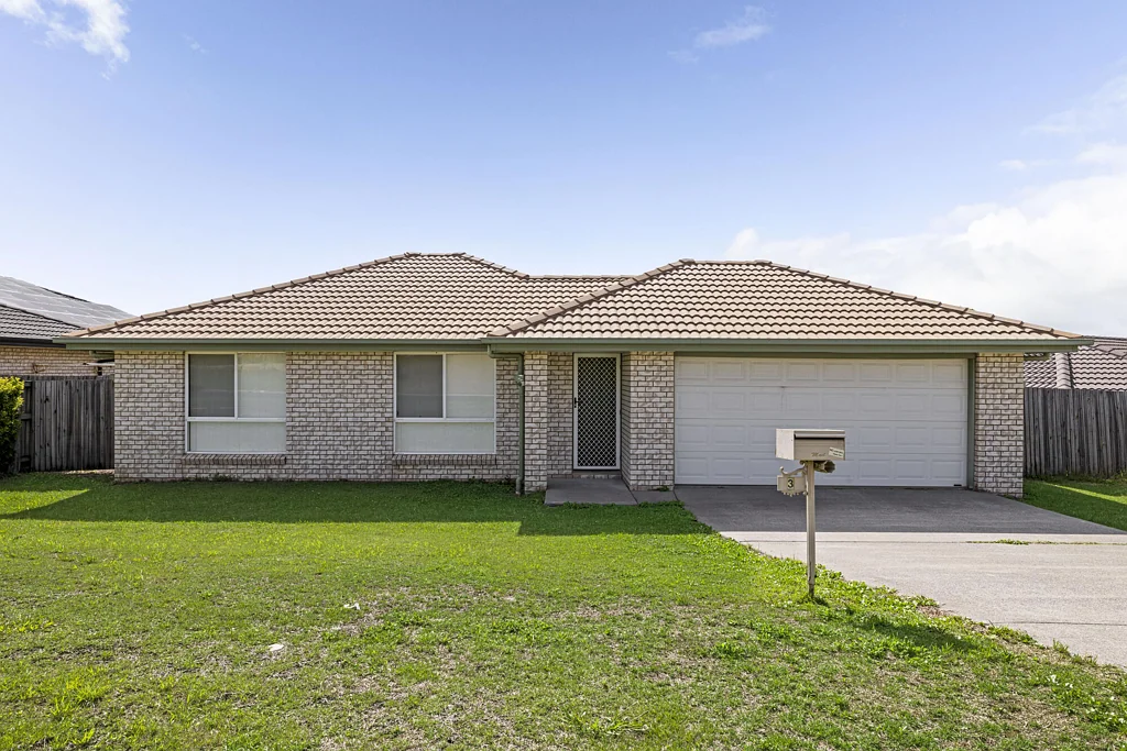 3 Wareena Crescent, Glenvale, QLD 4350