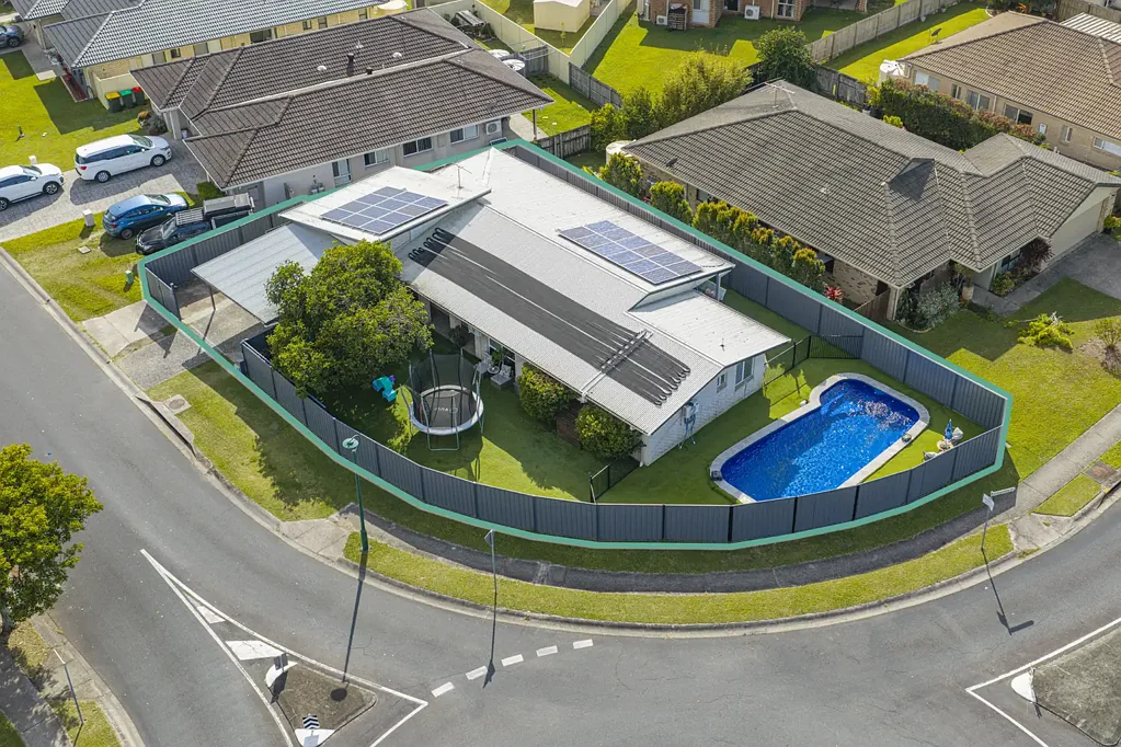 Morayfield 4ਬੈੱਡਰੂਮ Efficient Resort-Style Living Meets Modern Family Comfort!