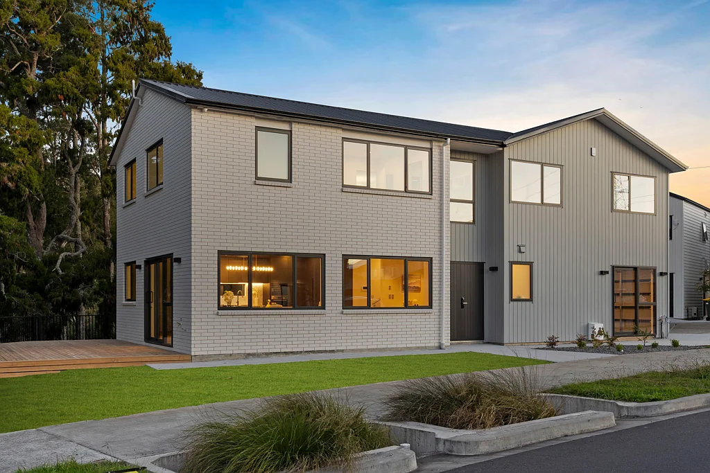 Flat Bush 6Moenga Luxury, Space & Comfort, Make An Offer!