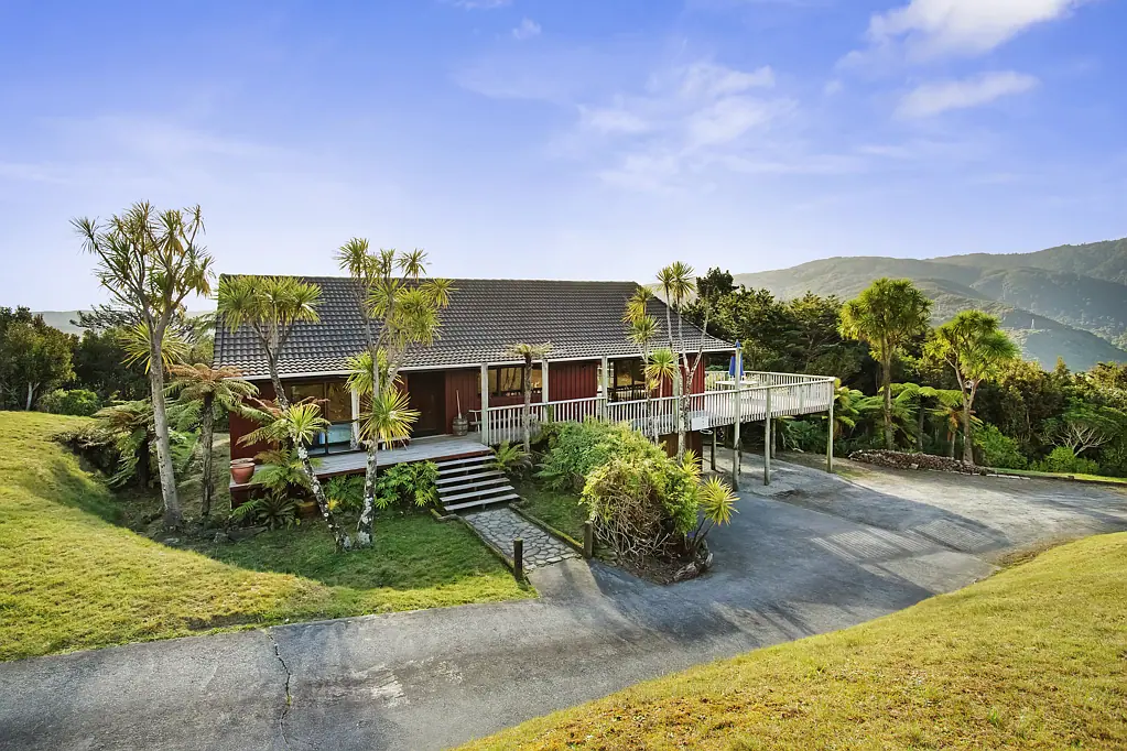 Te Marua The Lodge, Where Nature Meets Comfort!