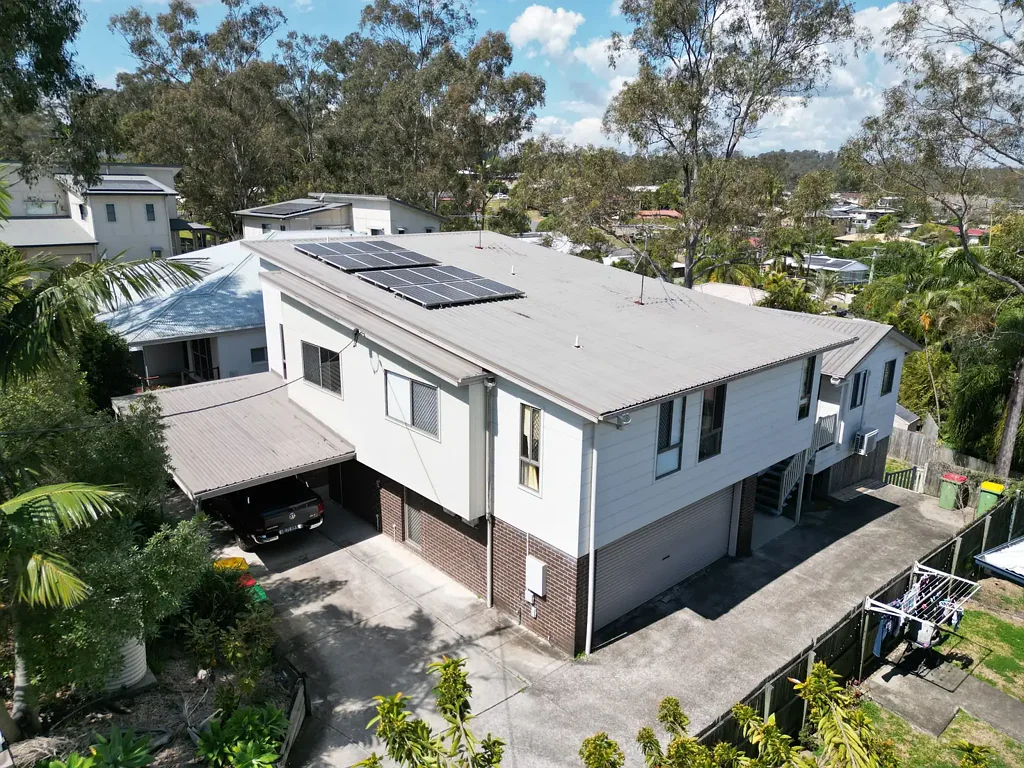 Bundamba 7બેડરૂમ Stunning Modern Duplex Returning $1,100 Per Week
