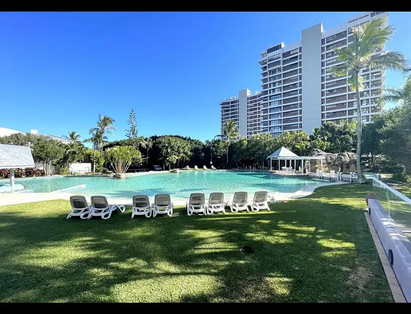 ID:21143942/12 Commodore Drive, Surfers Paradise, Gold Coast, 2 habitaciones, 2 baños, Apartment
