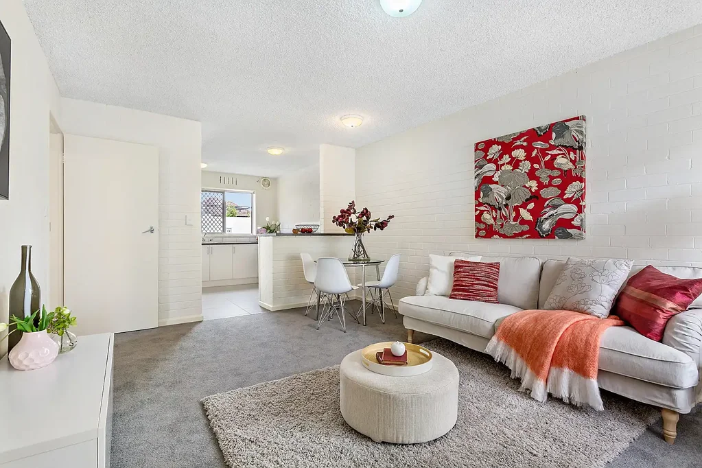 Bright, Spacious Apartment in Prime Toorak–Hawksburn Location