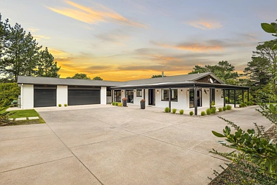 Kumeu 6 Bedroom Park Your Dreams, Fund Your Lifestyle