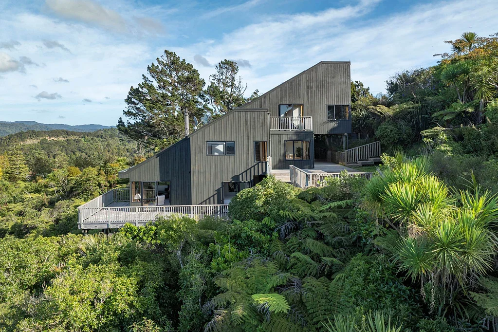 Titirangi 3غرفة نوم Fusion Of Light & Nature