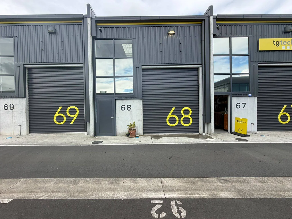 Westgate High stud warehouse - $400 p/w including outgoings