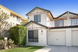 4/26 Dorinda Street, Greenslopes