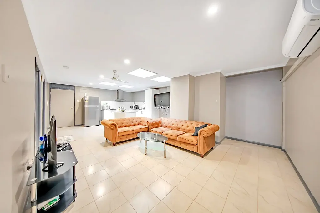 Innisfail 4 Bedroom Investment Opportunity of the Decade!