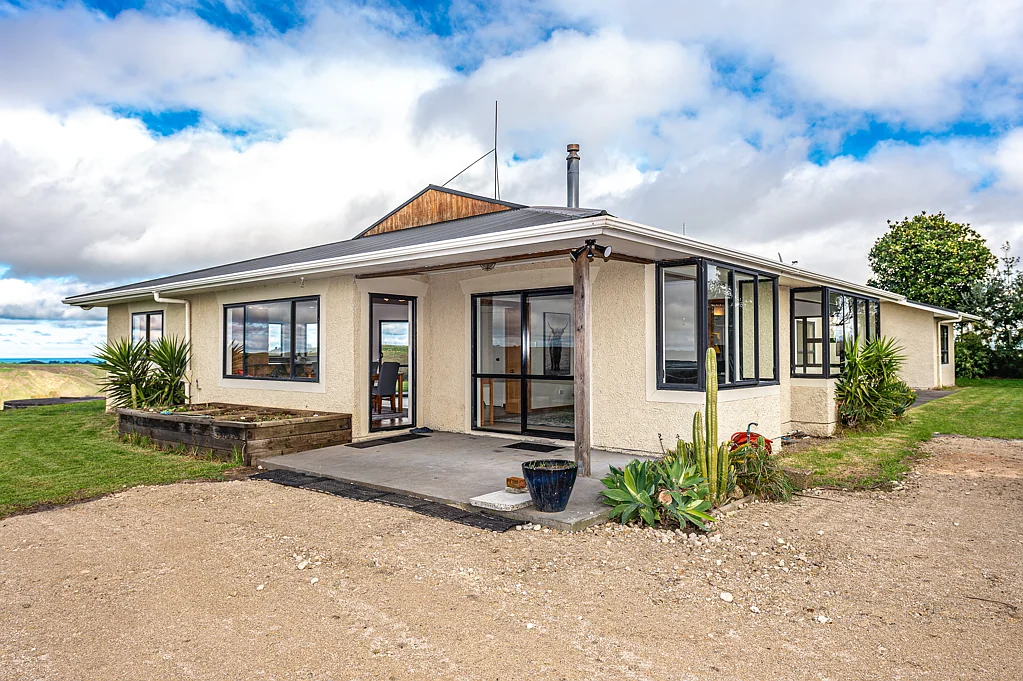 Kai Iwi 4침실 Exceptional coastal and country views!