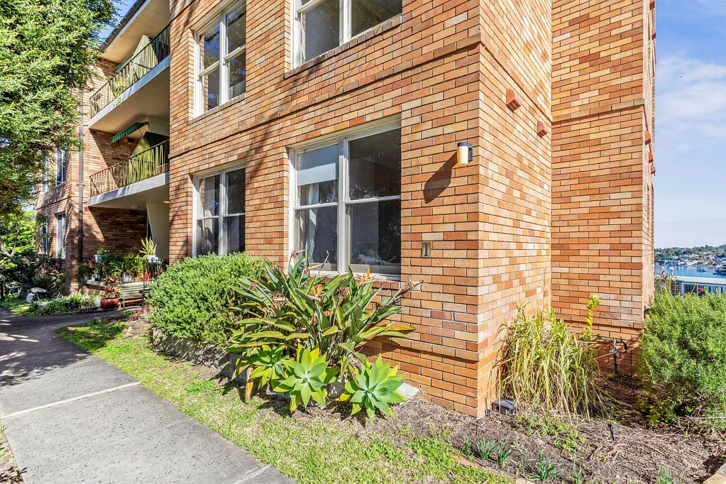 Greenwich 2 Bedroom Everything you love about peninsula living, right at your doorstep