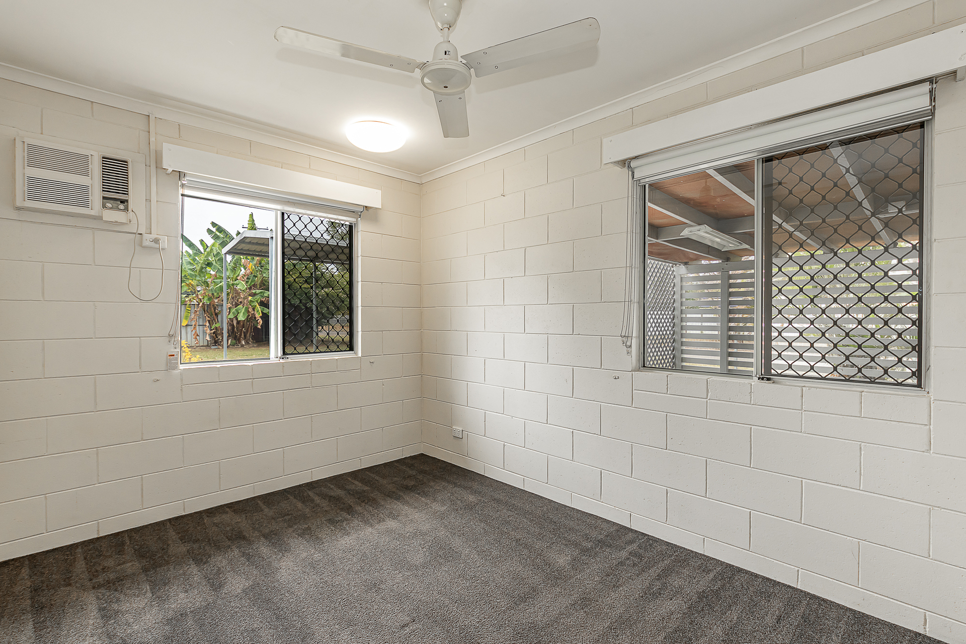 21 DUNLOP ST, KELSO QLD 4815, 0 phòng ngủ, 0 phòng tắm, House