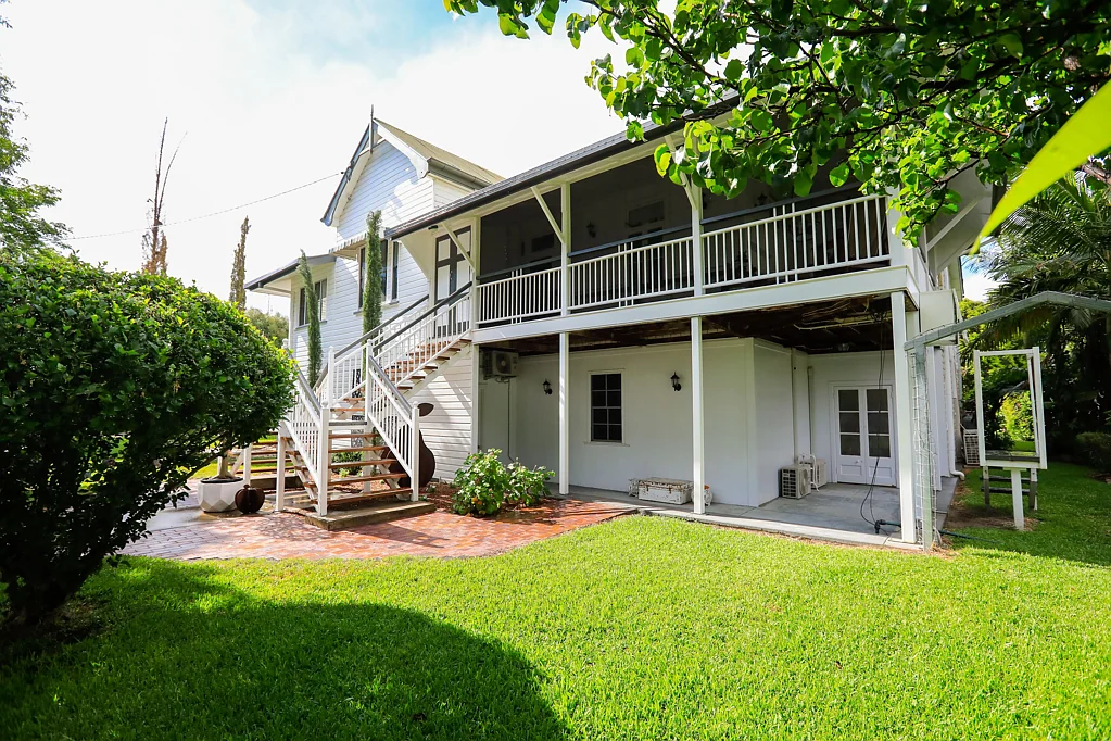 9-11 Brisbane Street, Goondiwindi, QLD 4390