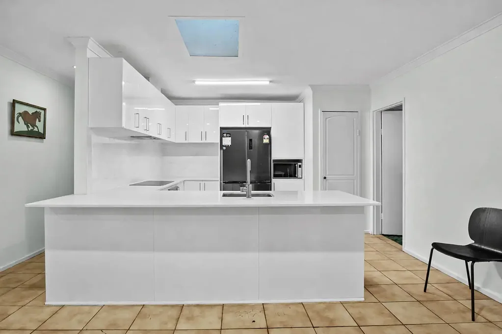 Armadale 6ห้องนอน High-Yield Armadale Investment - Approx. $1,500 Per Week Returning
