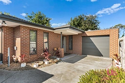 3/2 Russell Street, Cranbourne