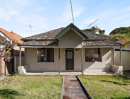17 Kings Road, Brighton-Le-Sands, NSW 2216, 5房, 2浴, 独立屋