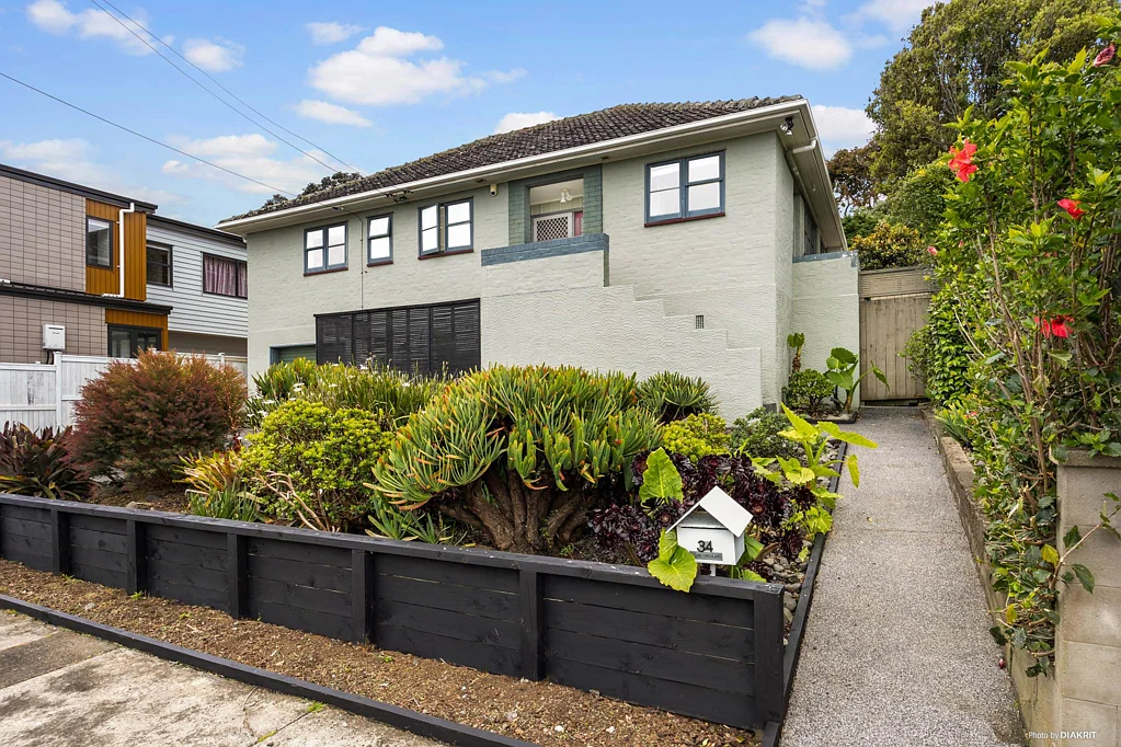 Onehunga 3Kwarto Charming Home, Generous Land, Future Promise