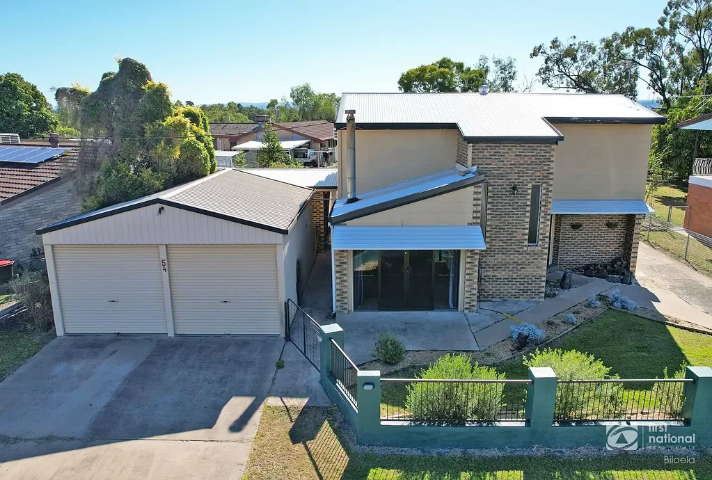 Biloela 6ਬੈੱਡਰੂਮ SPACIOUS LIVING IN A SOUGHT-AFTER AREA