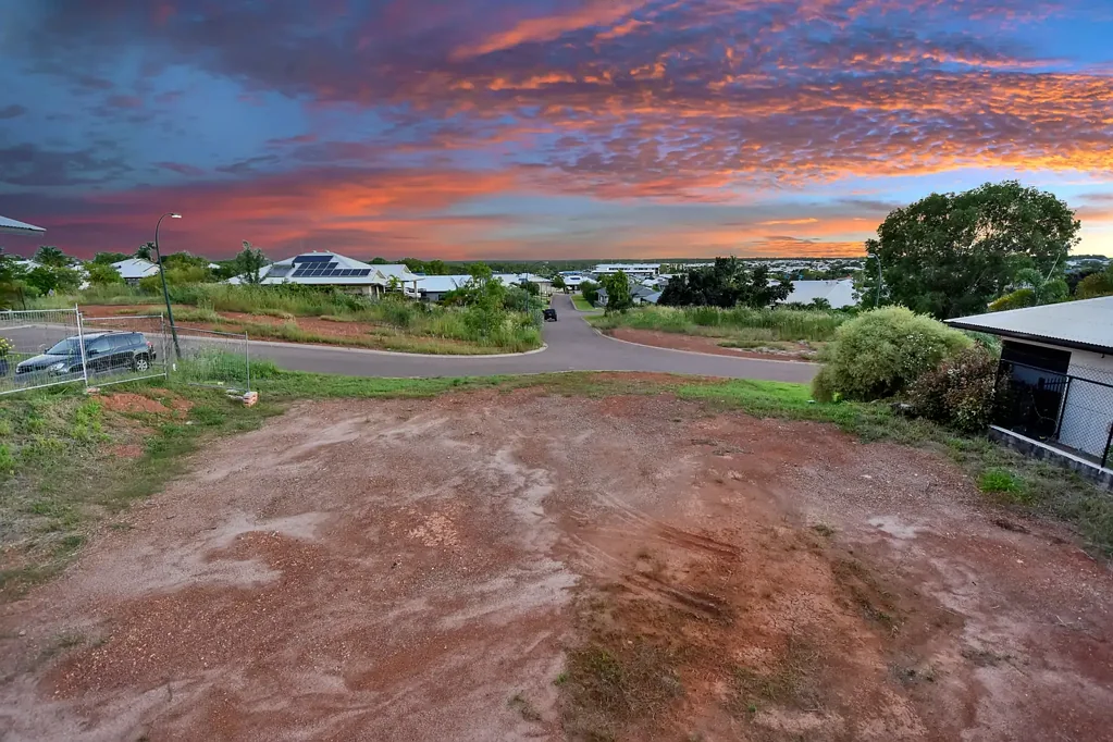 Rosebery  Exclusive Executive Land