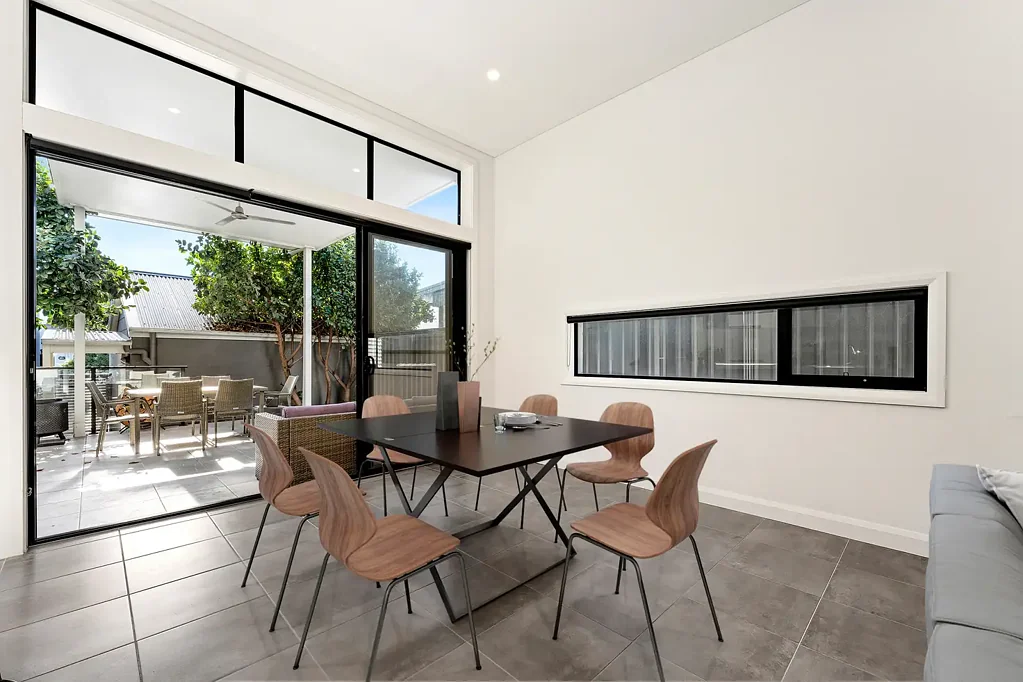 Shell Cove 4 Slaapkamer COASTAL LUXURY IN PRIME POSITION