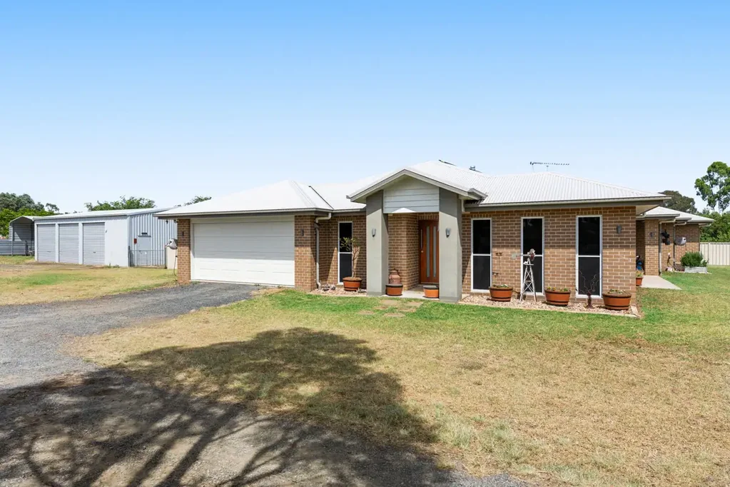 3 Gore Street, Cambooya, QLD 4358