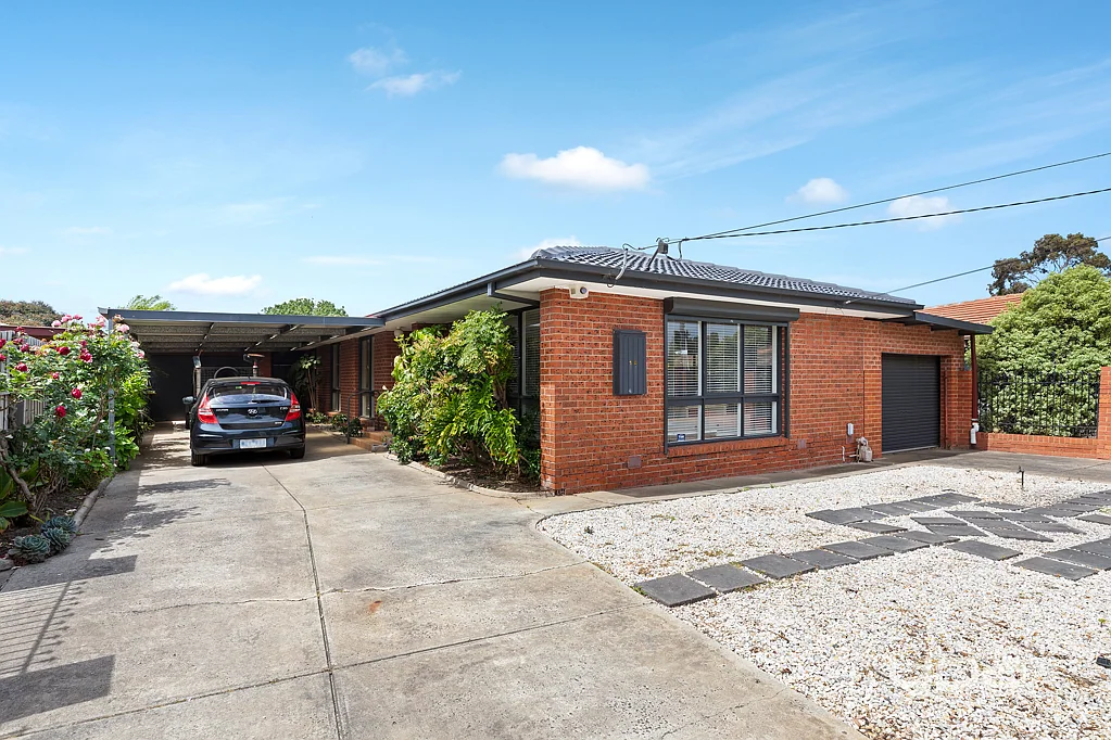 14 Wintersun Drive, Albanvale, VIC 3021