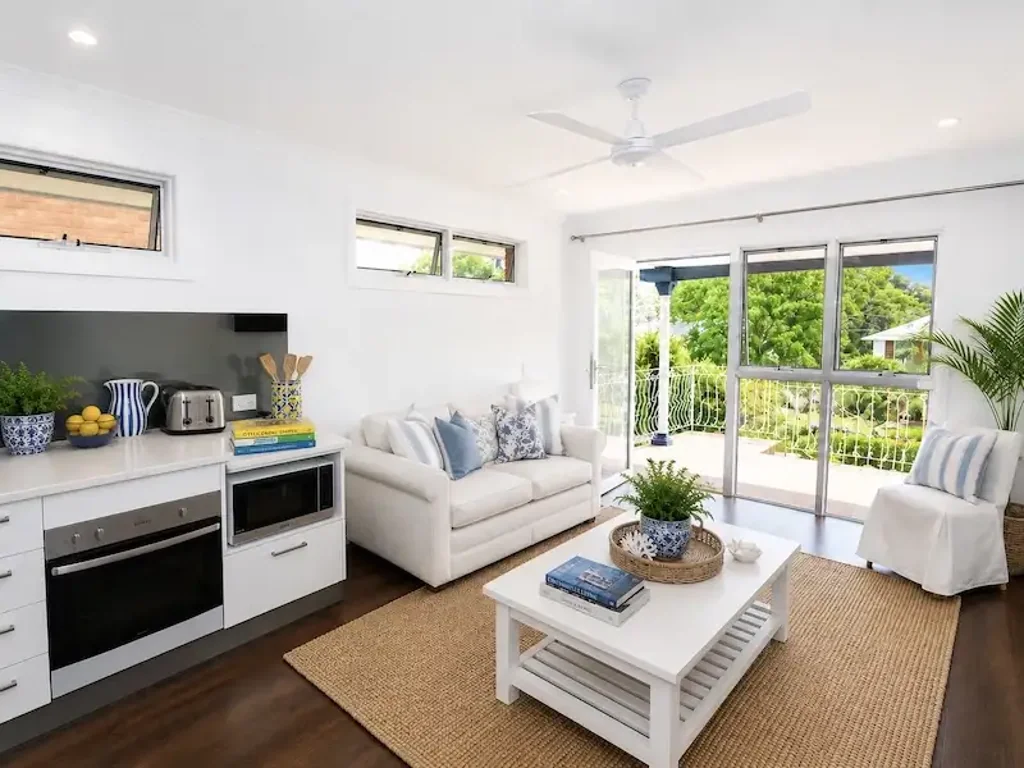 Private One-Bedroom Furnished Unit in Mona Vale