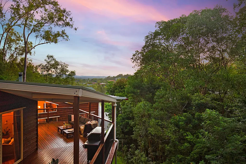 Shailer Park 5房  A BREATHTAKING BUSHLAND ESCAPE ON 7361M2
