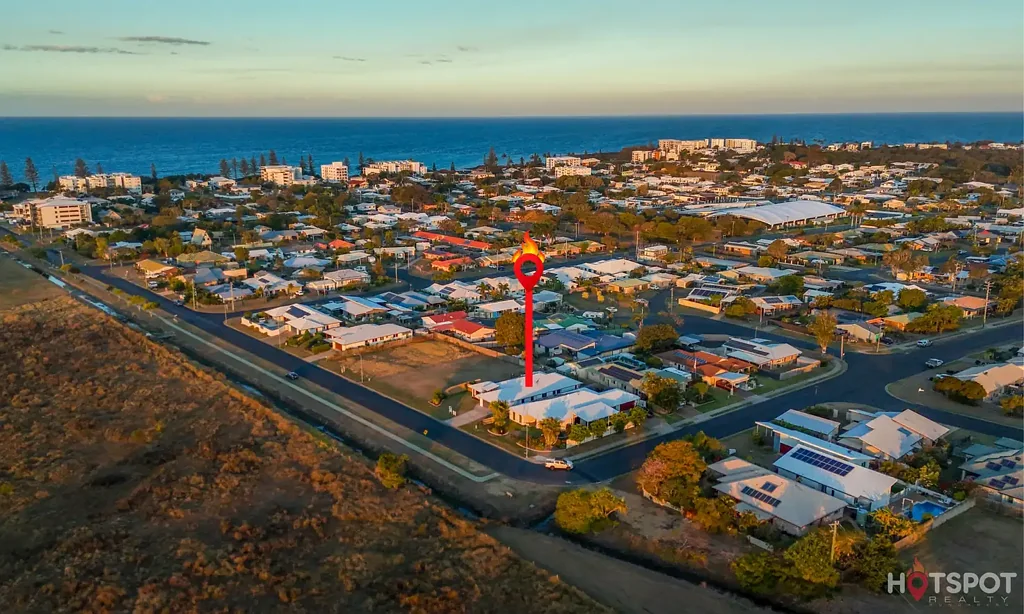 Bargara 4房  Location, Location, Location, you simply can't replace the address