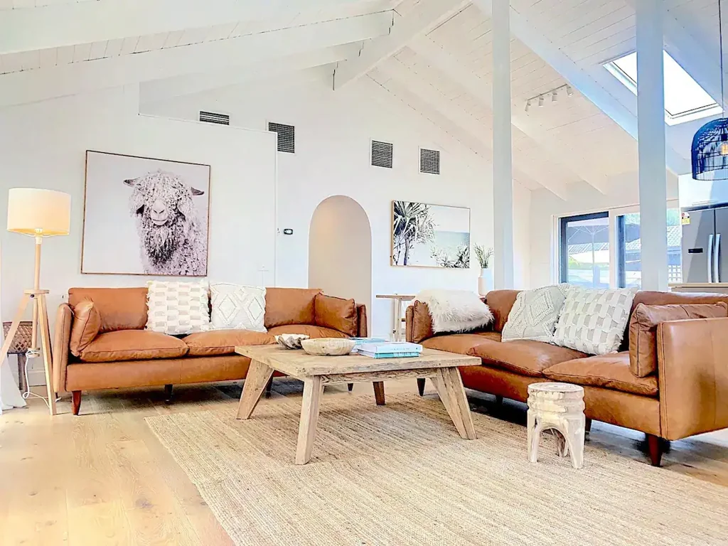 FULLY FURNISHED - Flexible- Mount Martha Renovated Coastal Abode-Village+Beach. 3bed+2bath