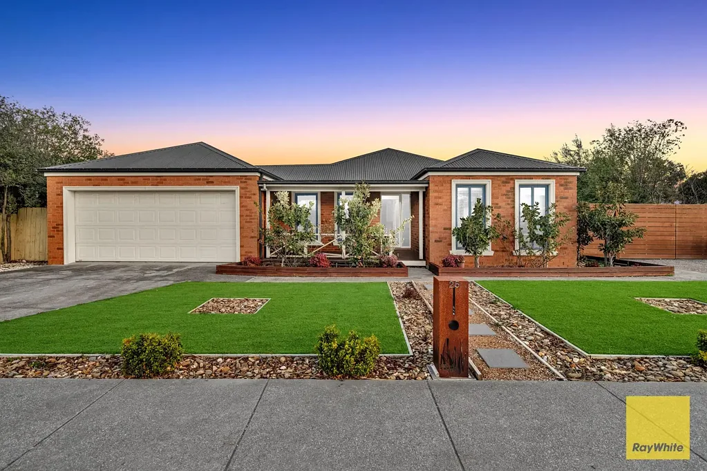 25 Royal Oaks Drive, Tarneit, VIC 3029