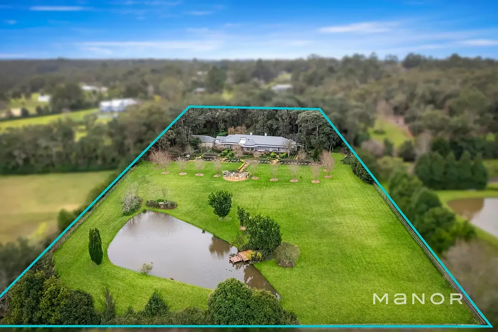 8 Ridge Road, Arcadia, NSW 2159