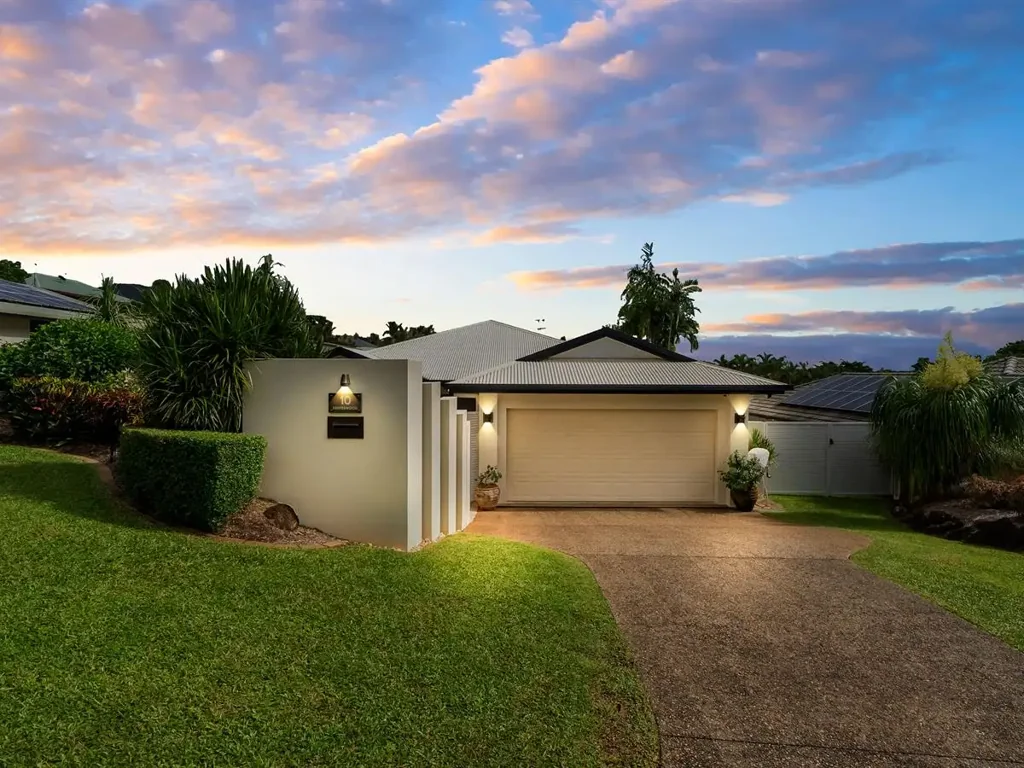 10 Pepperwood Street, Redlynch, QLD 4870