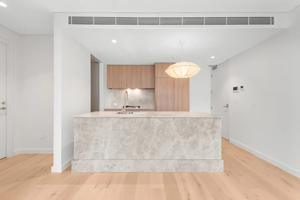 Coastal elegance | Brand new one-bedroom apartment with parking