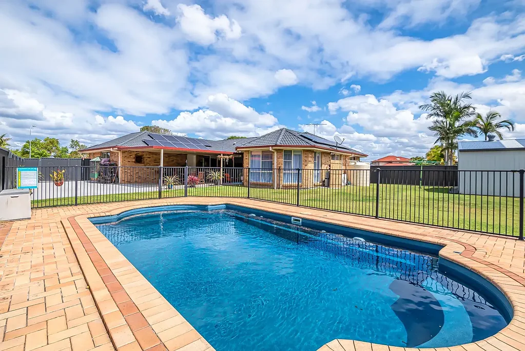 12 Elbe Place, Meadowbrook, QLD 4131