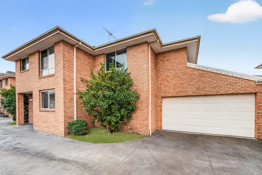 Narre Warren 3બેડરૂમ Spacious Townhouse Comfort with Lifestyle Convenience