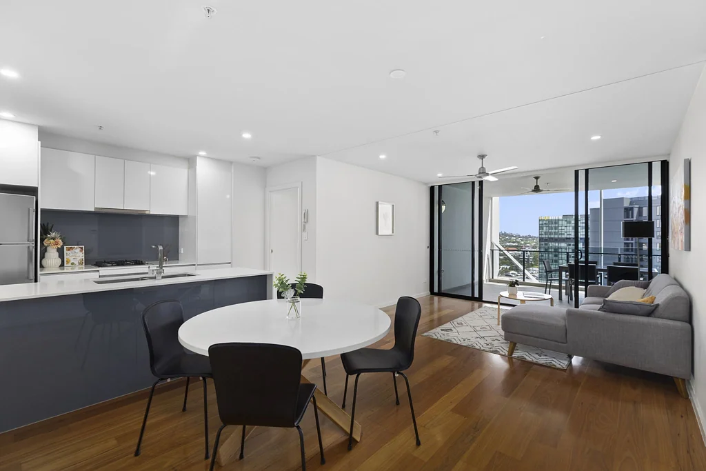 1007/37 Archer Street, Toowong, QLD 4066